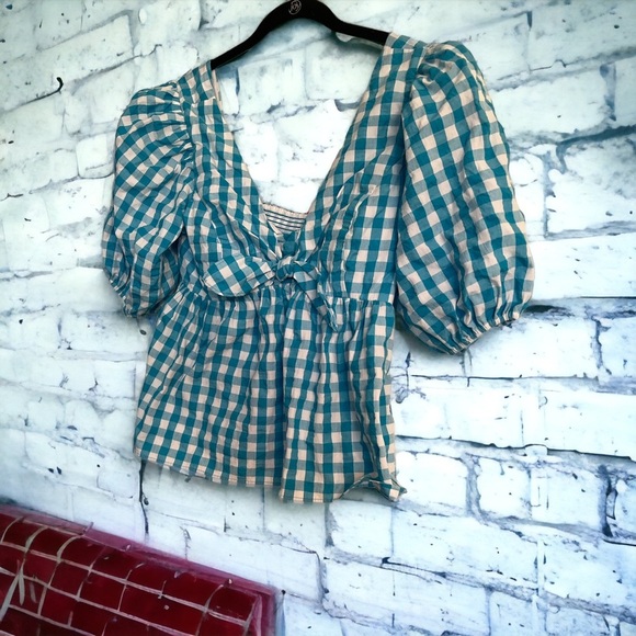 Lilly Pulitzer Tops - Lilly Pulitzer NWT Size 12 Sarafino Short Sleeve